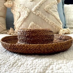 NEW | Never Worn Helen Kaminski Classic Raffia Hat